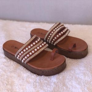 Nature Breeze Tan Pearl Rhinestone Flatform Sandal